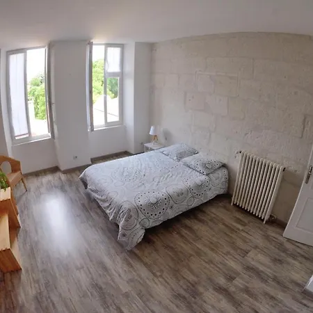La Belle Etoile Bed & Breakfast *