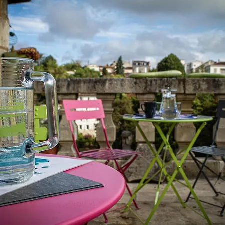 La Belle Etoile Couette-café *