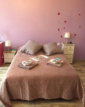 La Belle Etoile Bed & Breakfast *