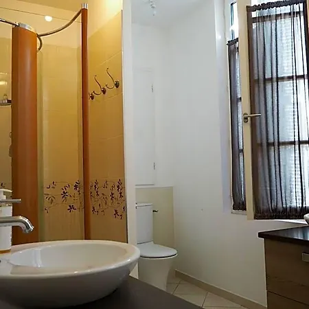 La Belle Etoile Bed & Breakfast 3*
