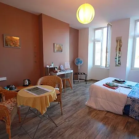 La Belle Etoile Bed & Breakfast