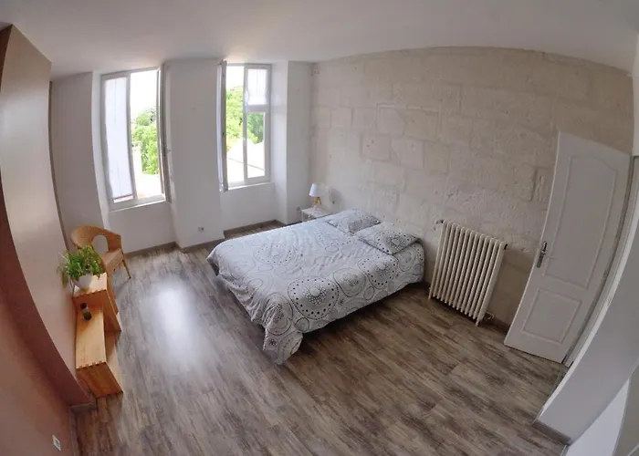 La Belle Etoile Bed & Breakfast 3*